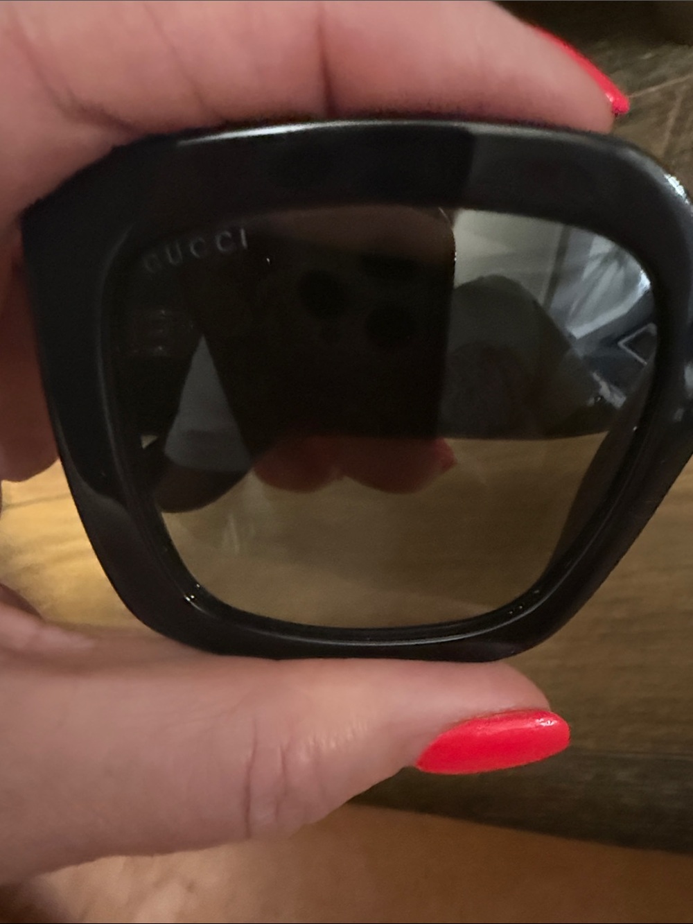 Gucci GG0141SN 001 Oversized Square Sunglasses - Black - Good Condition - Picture 8 of 9